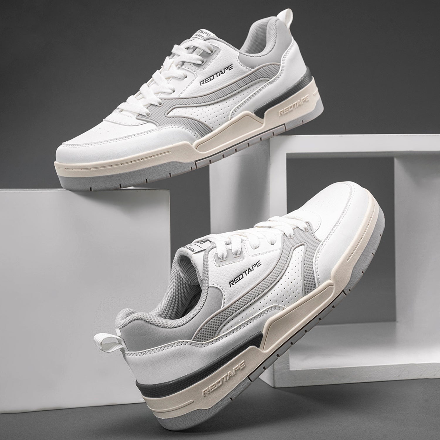 RedTape Casual Shoes